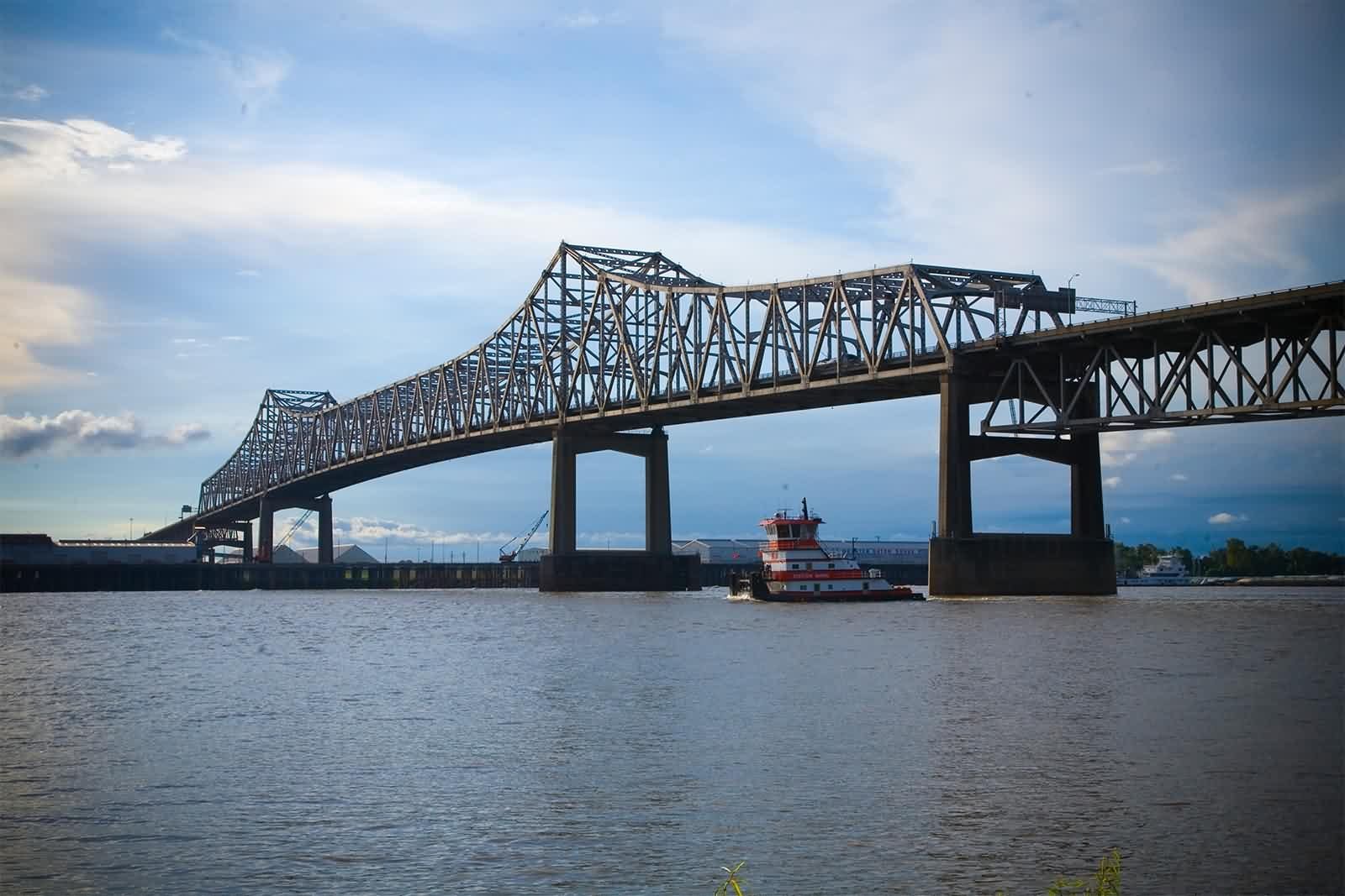 Mississippi River bridge connecting Baton Rouge and Port Allen, LA